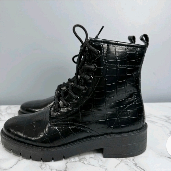 Topshop Shoes - Topshop Women’s Combat Boots sz 38 Lace Up